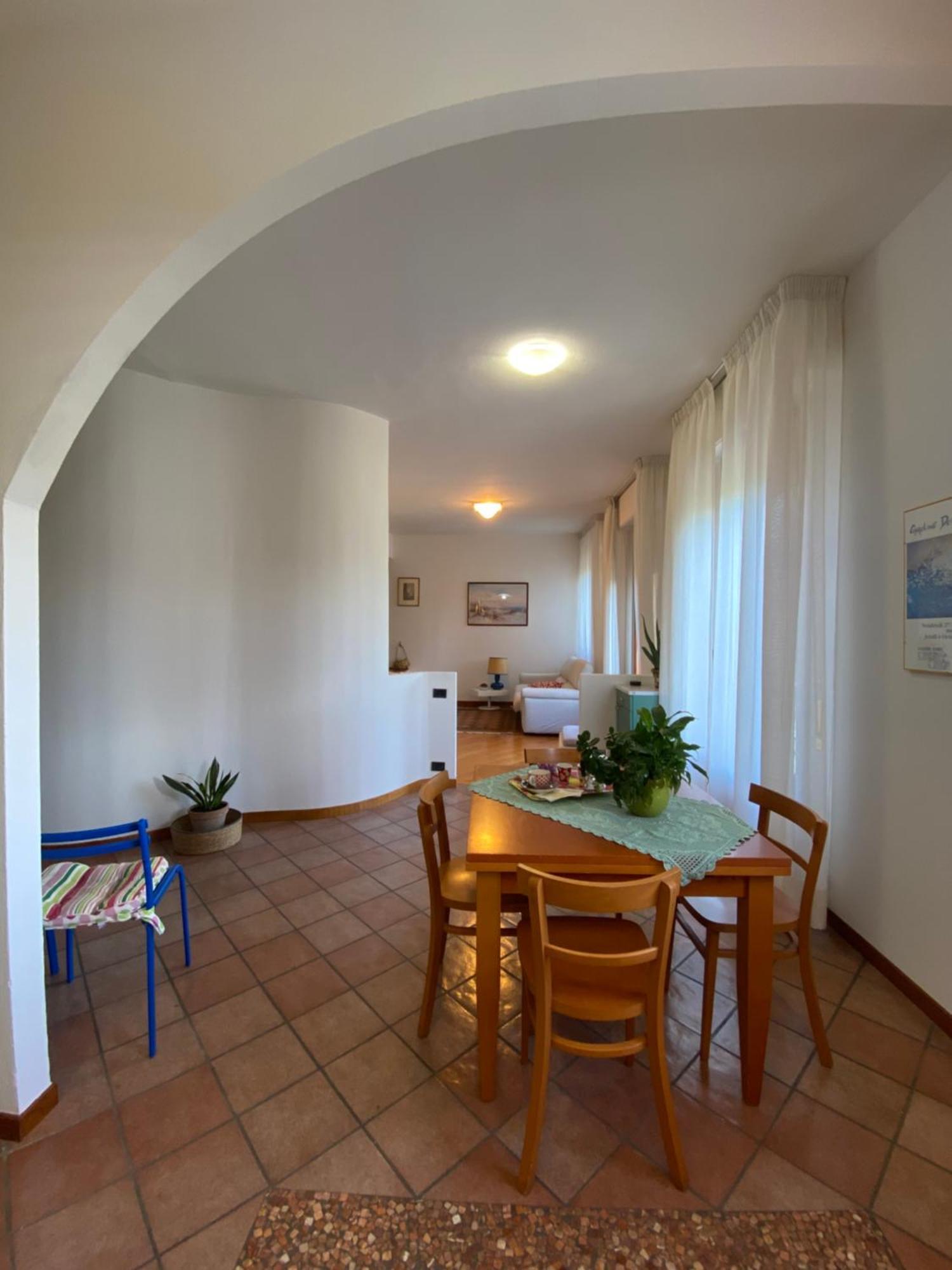 Casa Dandelle Apartment กัมบาสซี แตร์เม ภายนอก รูปภาพ